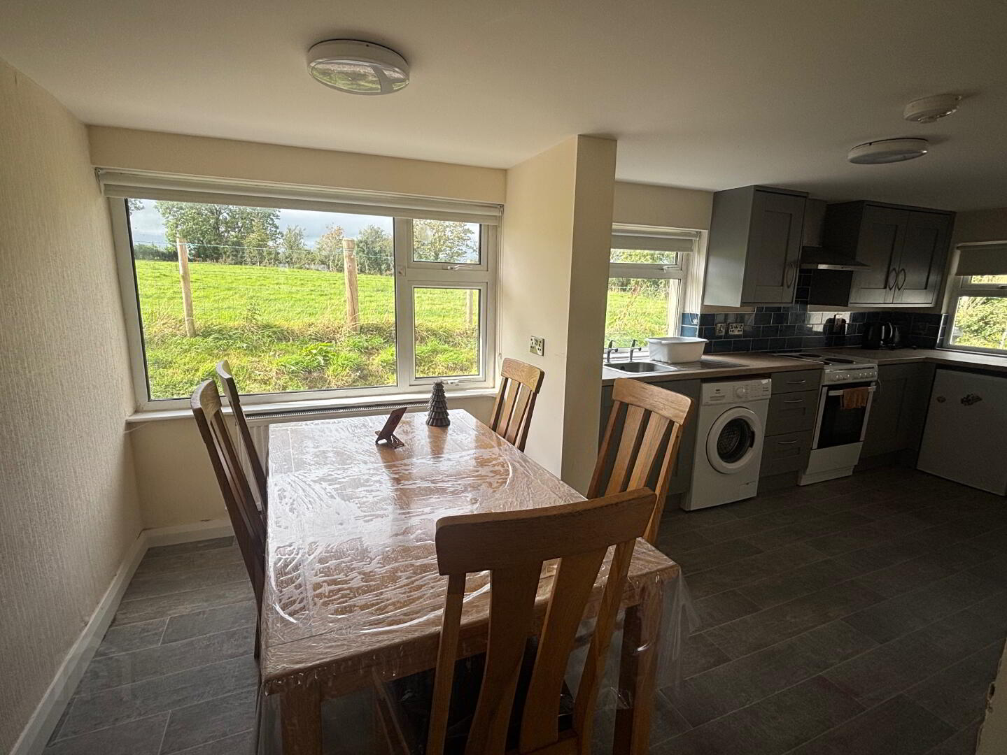 187 Trewmount Road 8 of 20