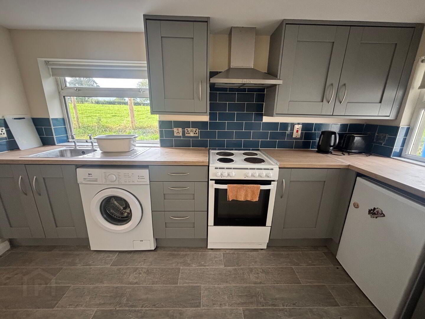 187 Trewmount Road 11 of 20