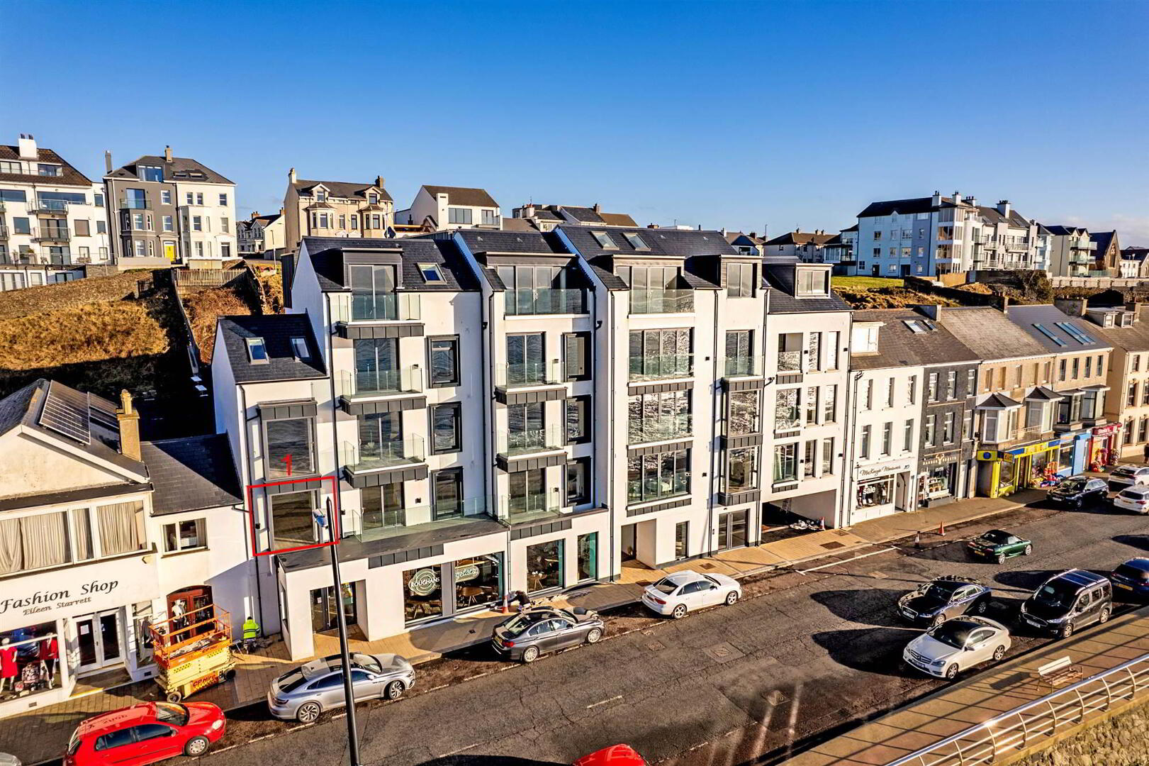 Apartment 1 17 The Promenade 1 of 19