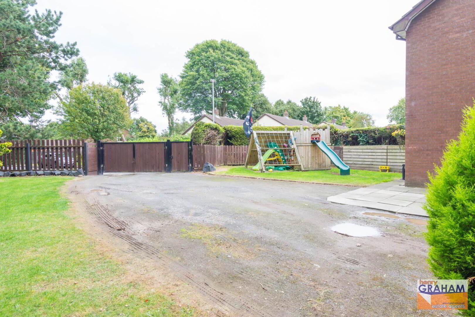 9 Knockburn Crescent 18 of 19