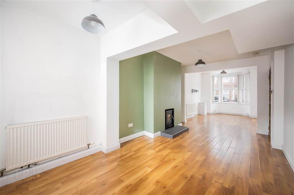 property description image