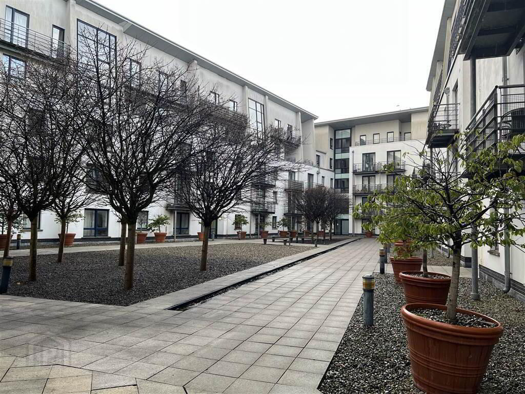 C31 Whitehall Square, 181 Sandy Row 17 of 17