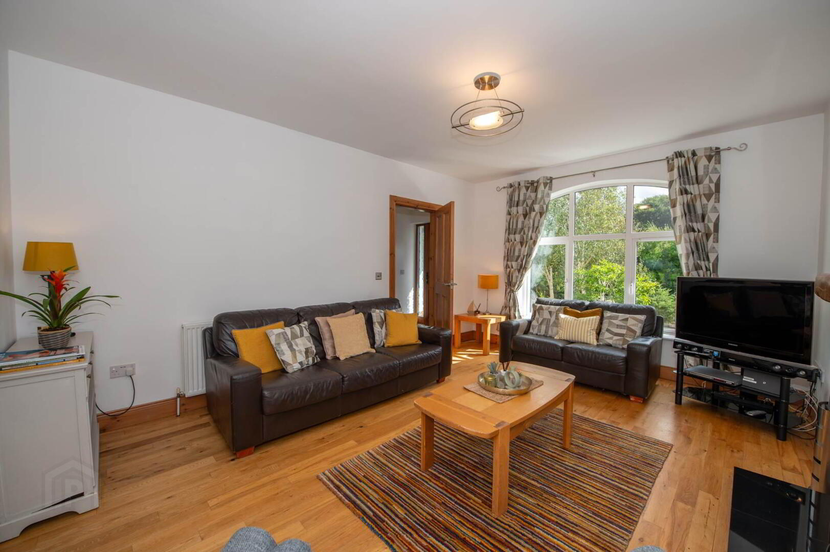10 Aghavannan Cottages 9 of 45