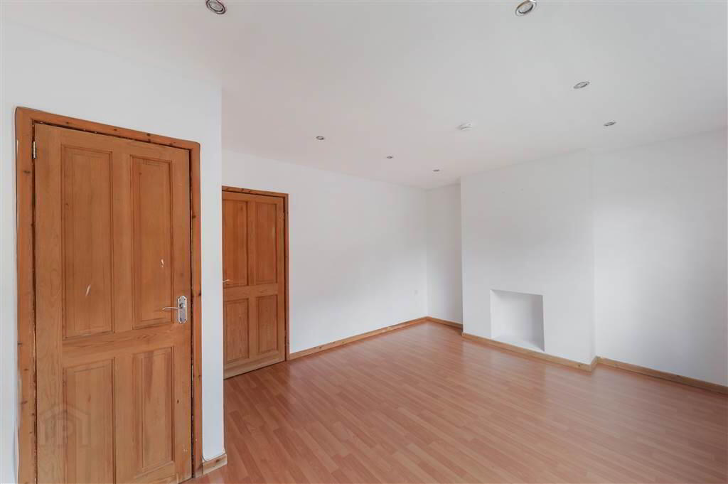 108b Inishowen Drive 7 of 17