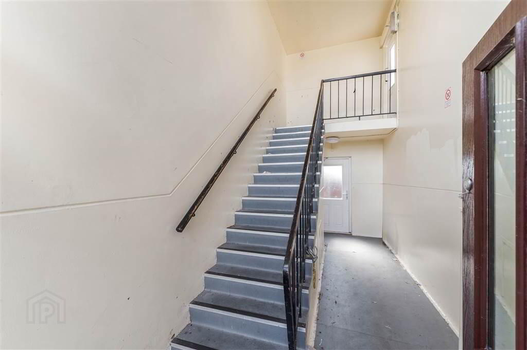 108b Inishowen Drive 2 of 17