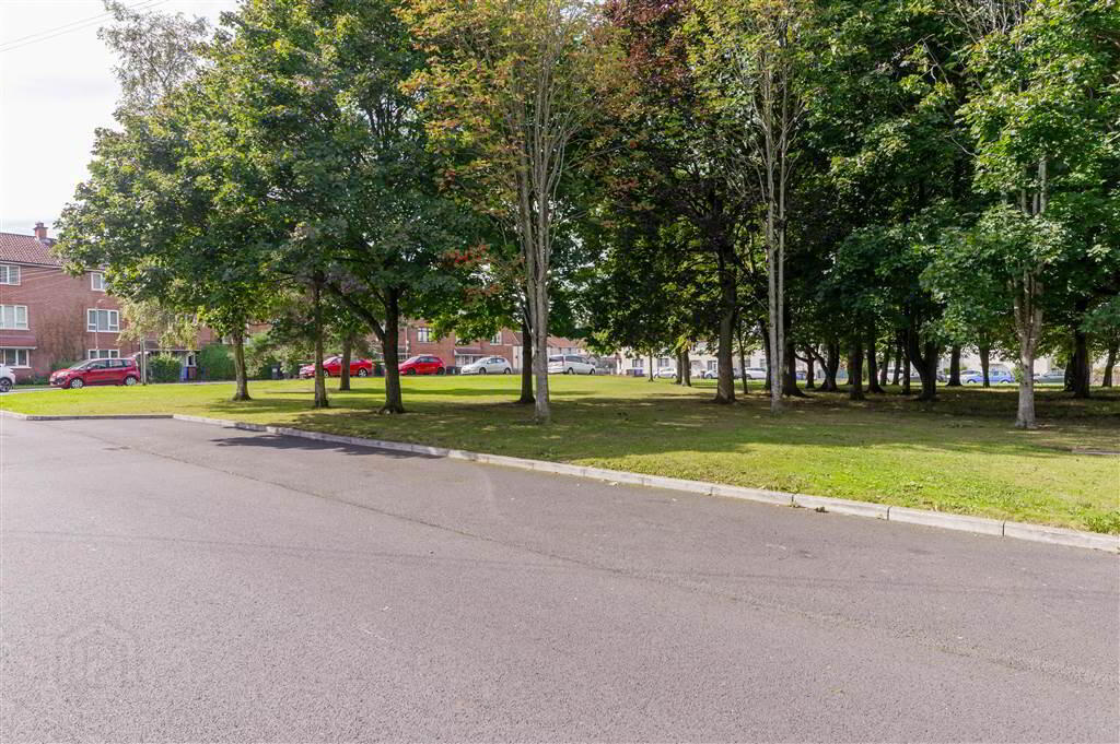 108b Inishowen Drive 17 of 17