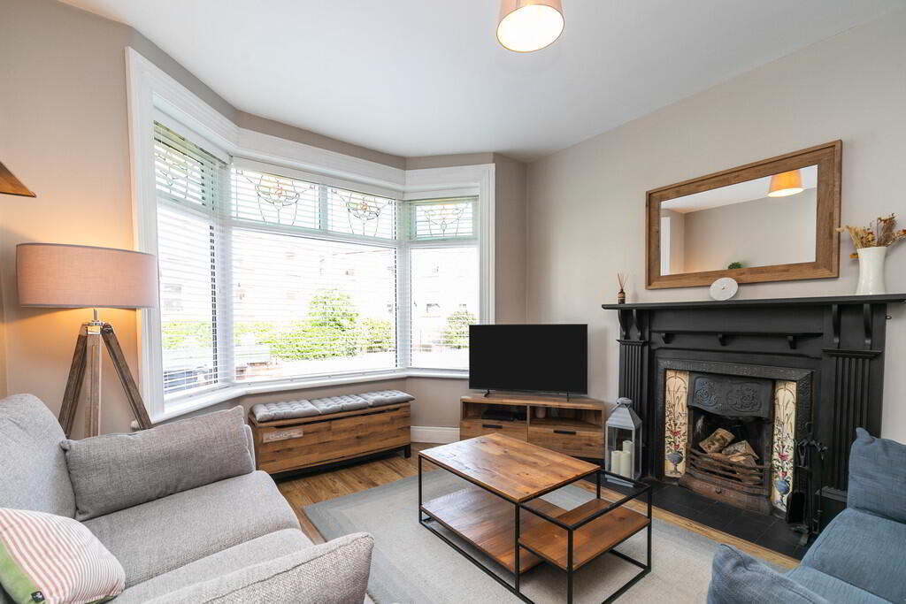 32 Wandsworth Gardens 4 of 29