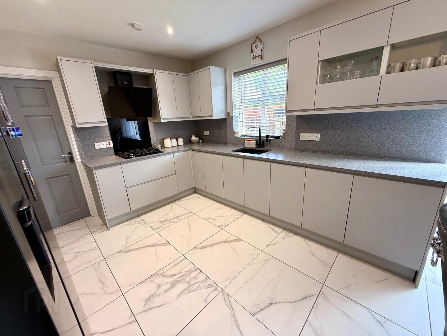 52 Ivy Mead Mews 15 of 43