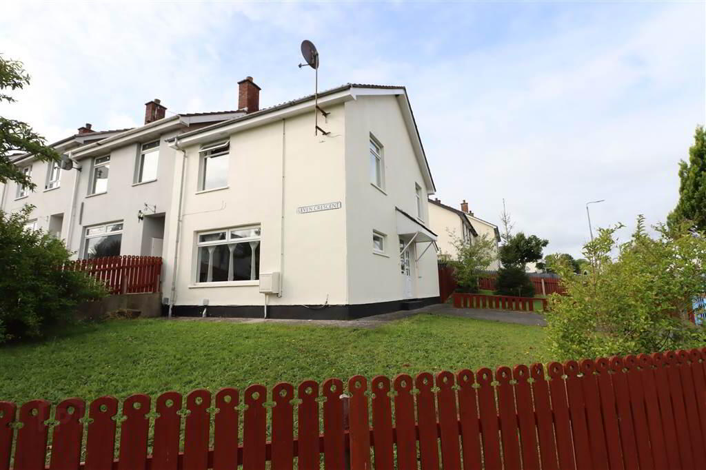 16 Leven Crescent 1 of 17