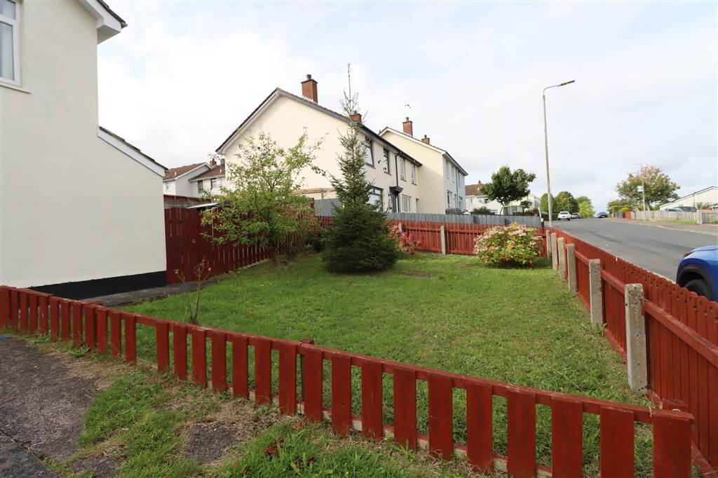 16 Leven Crescent 17 of 17