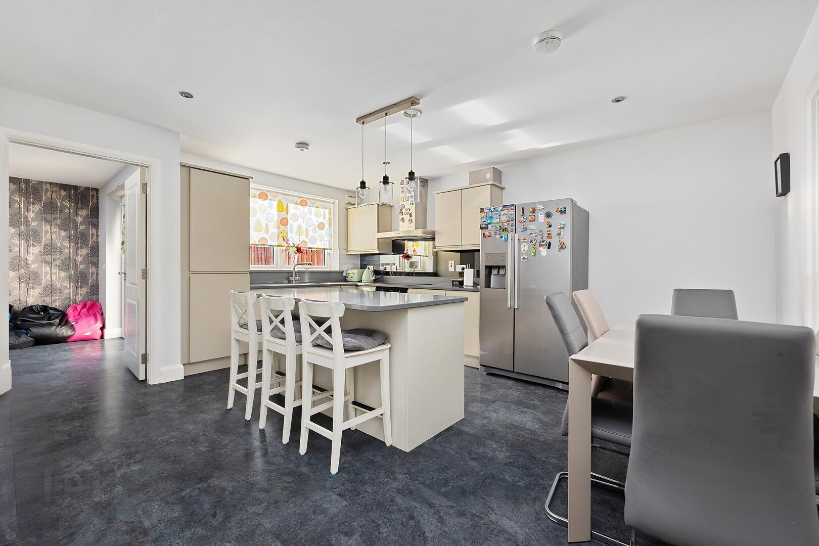 38 Saint Helen’s Avenue 8 of 29