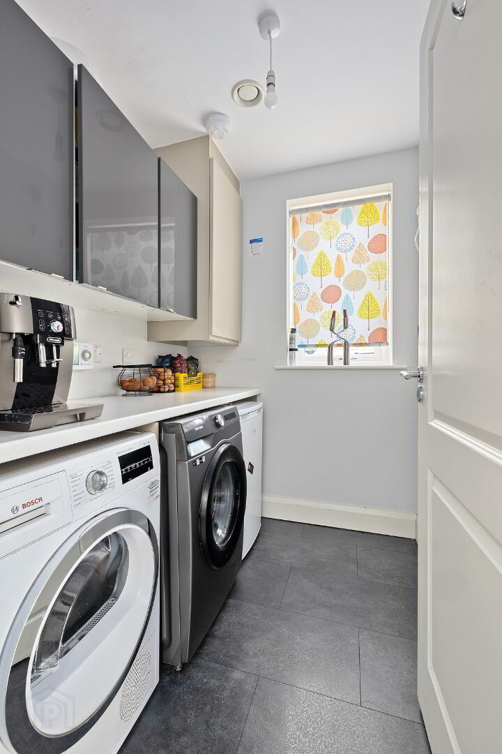 38 Saint Helen’s Avenue 10 of 29