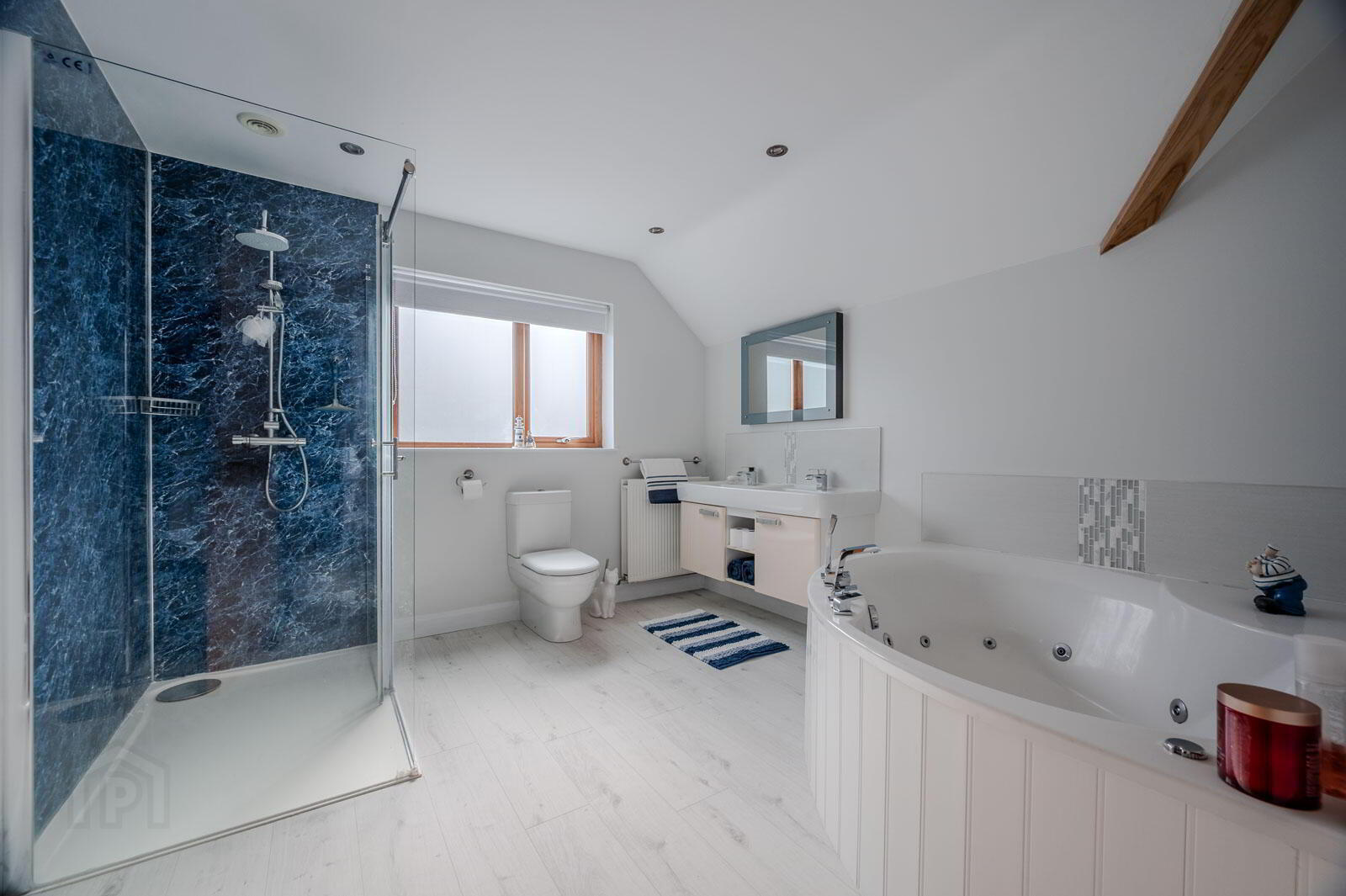 27 Seahill Road 34 of 41