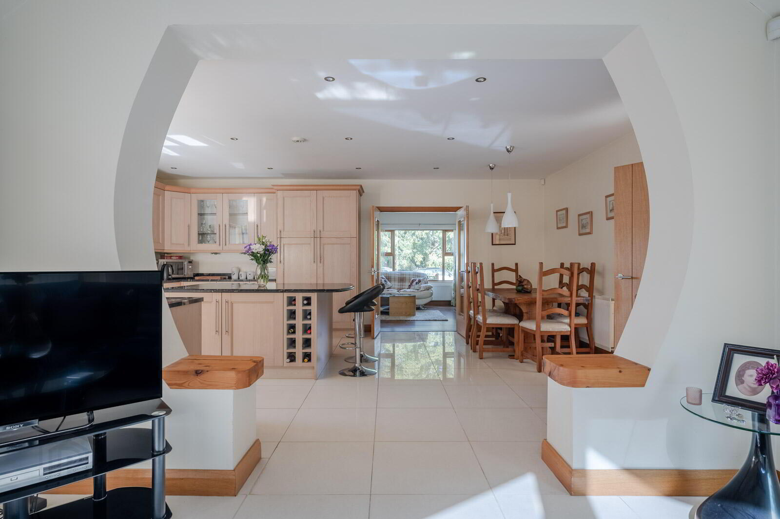 27 Seahill Road 12 of 41