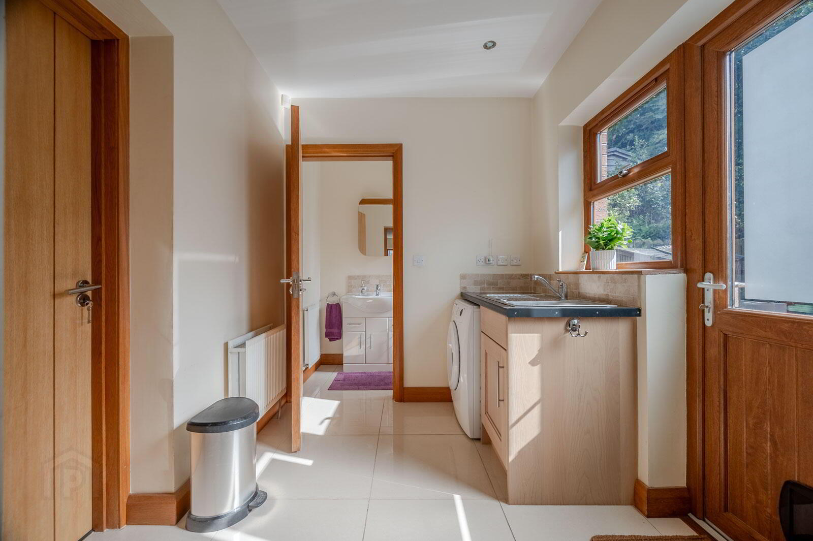 27 Seahill Road 17 of 41
