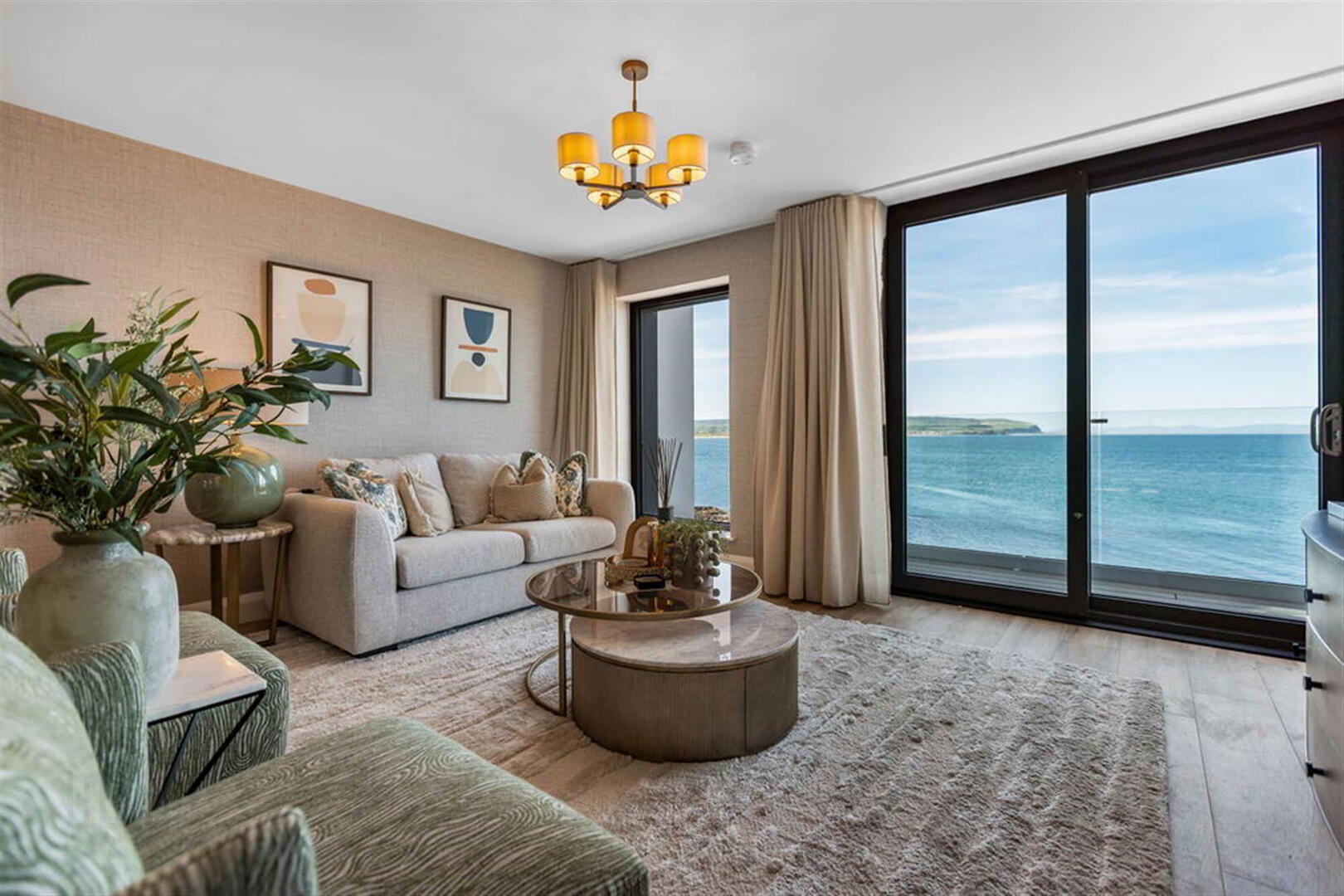 Apartment 5 18 The Promenade 7 of 27