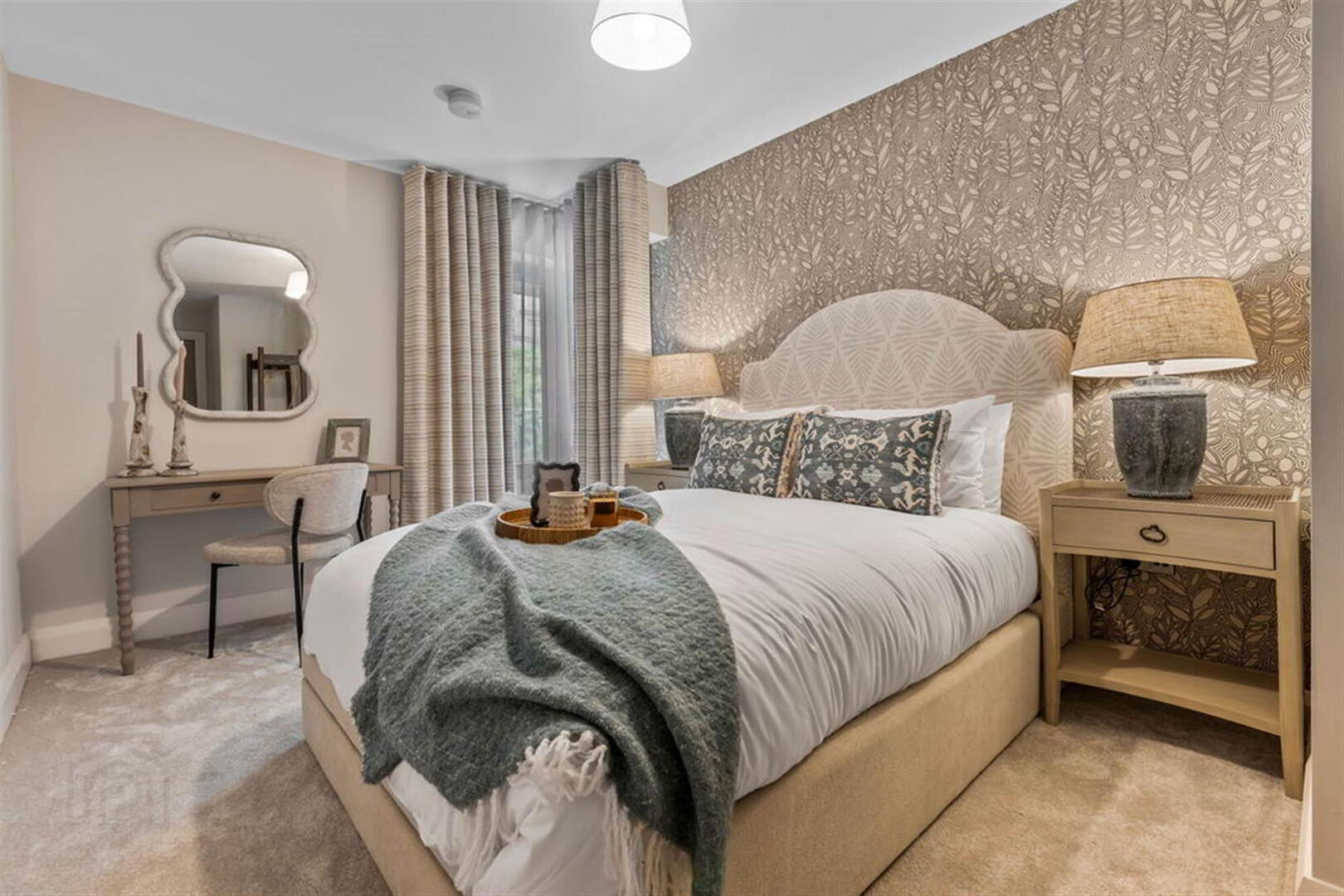 Apartment 5 18 The Promenade 19 of 27
