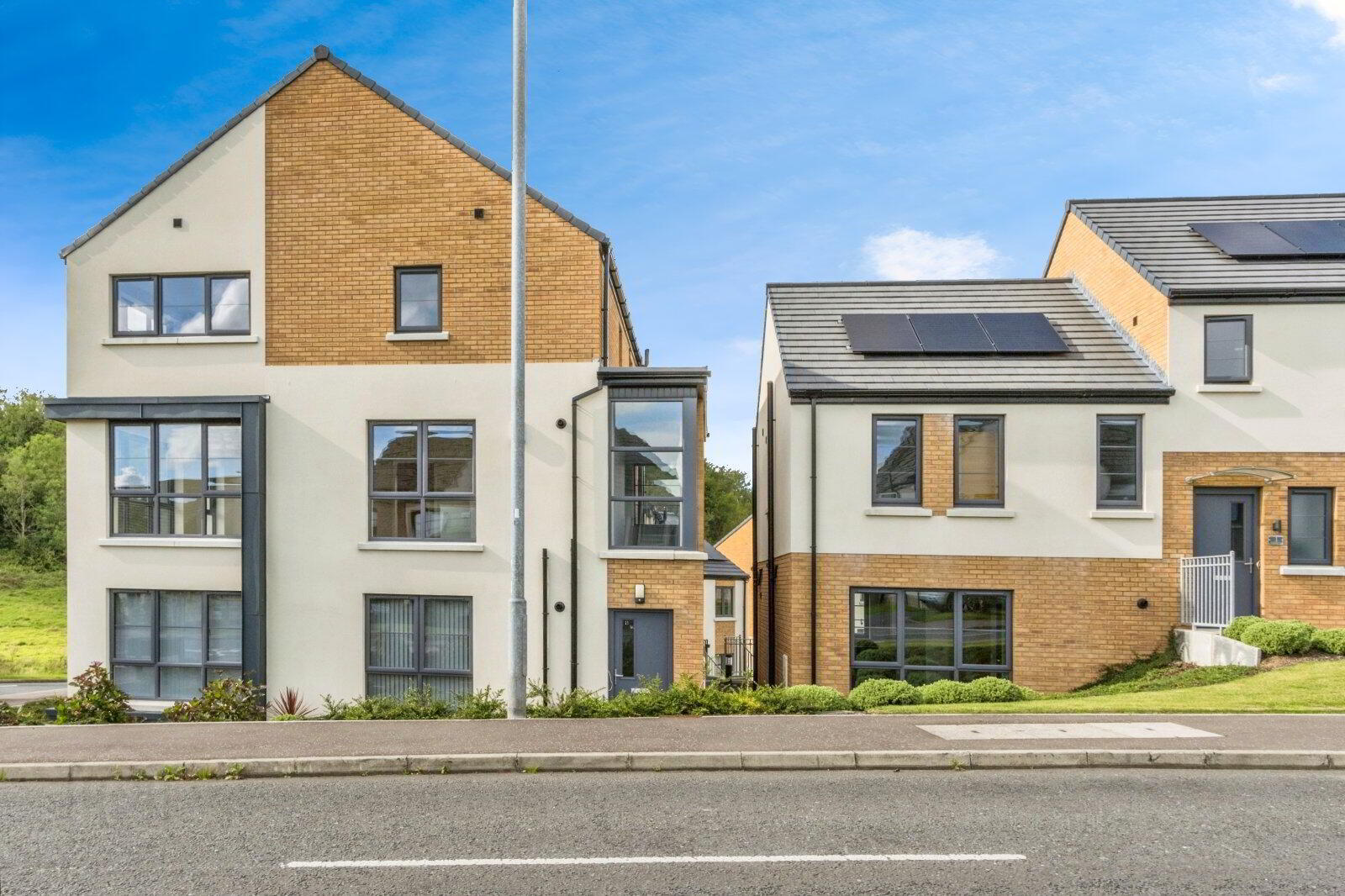 12 Fairfields Mews 1 of 15