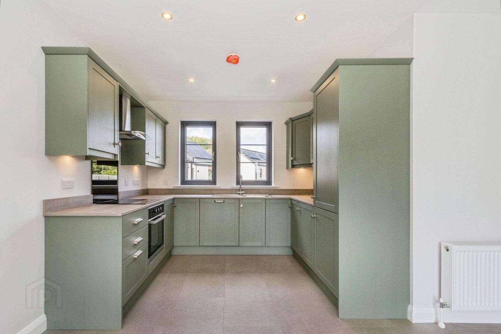 12 Fairfields Mews 4 of 15