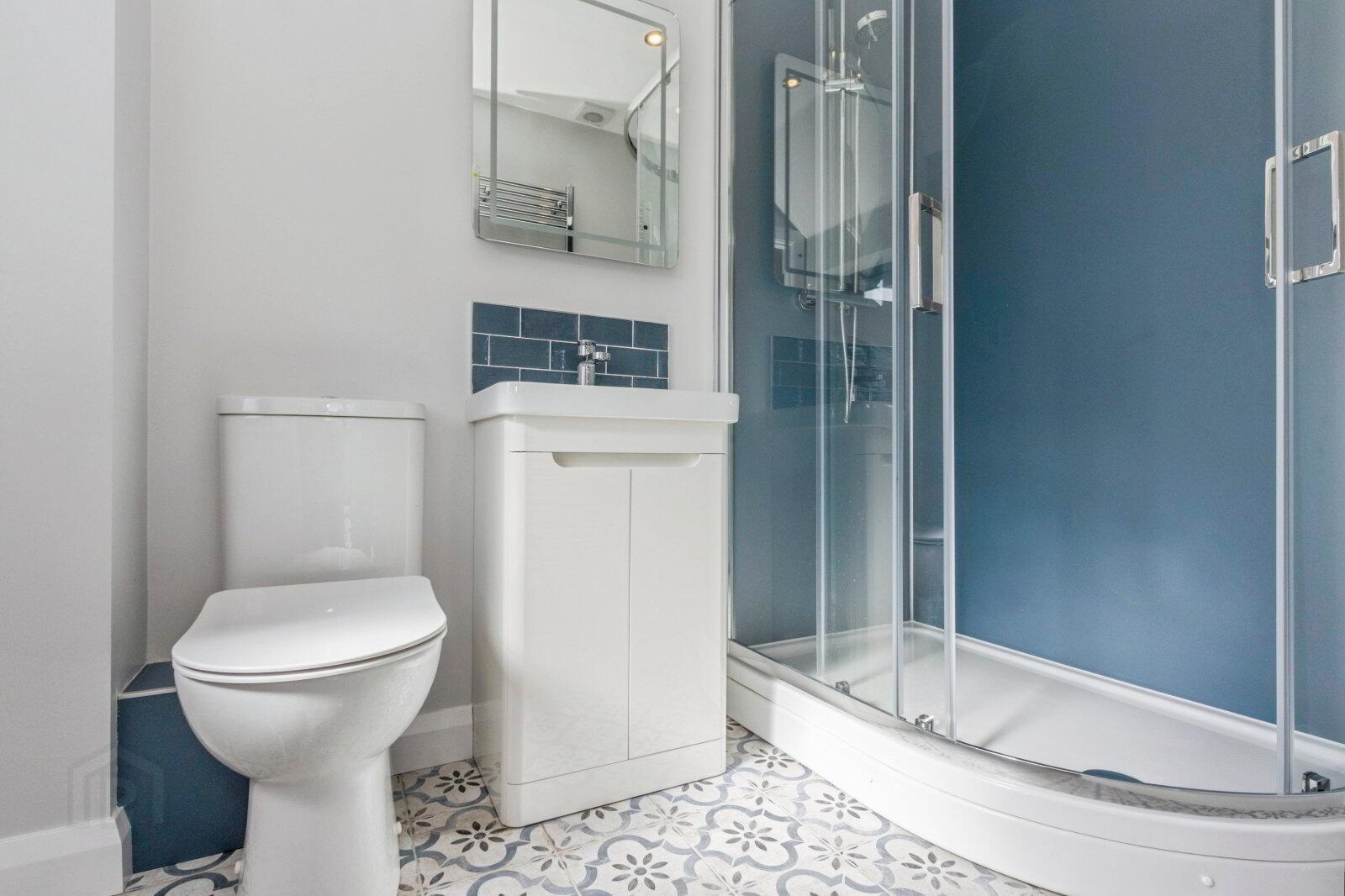 11 Fairfields Mews 6 of 16