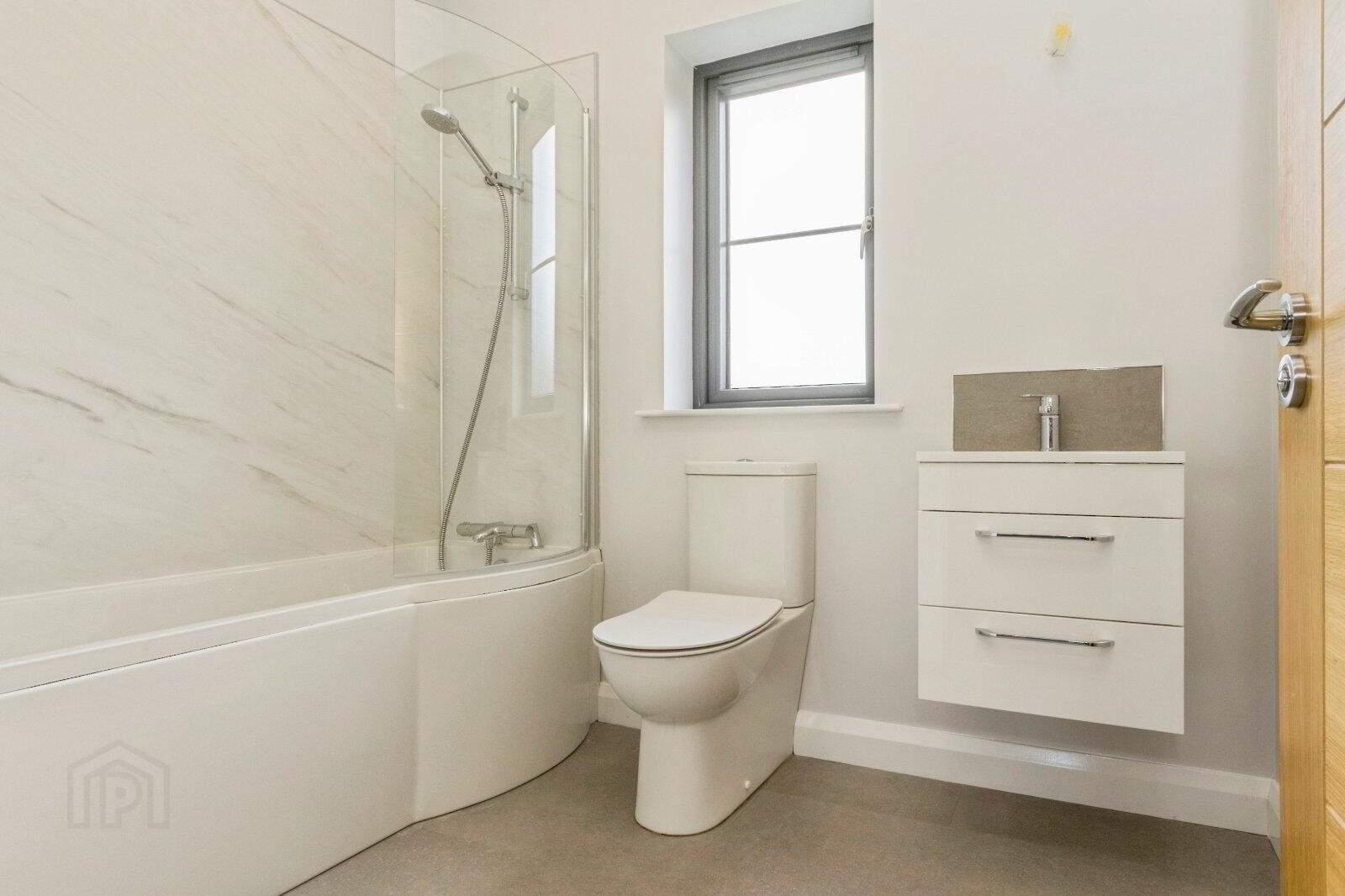 8 Fairfields Mews 9 of 16