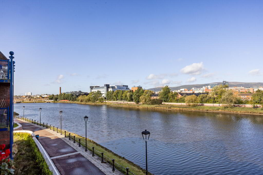 16 Ravenhill Reach 22 of 27