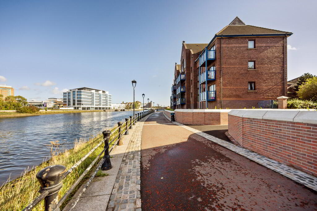 16 Ravenhill Reach 26 of 27