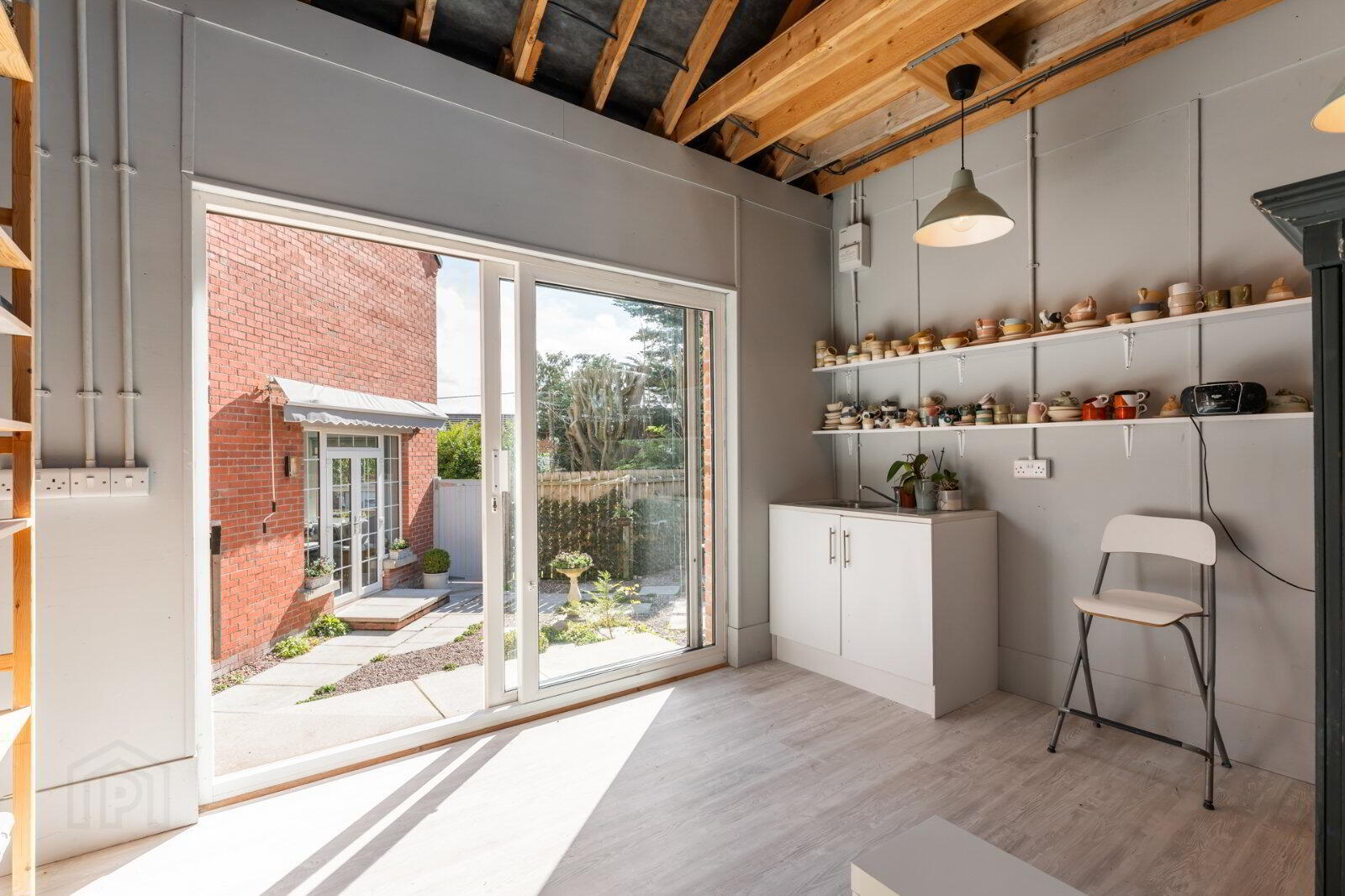 2 Prince Regent Park 30 of 47