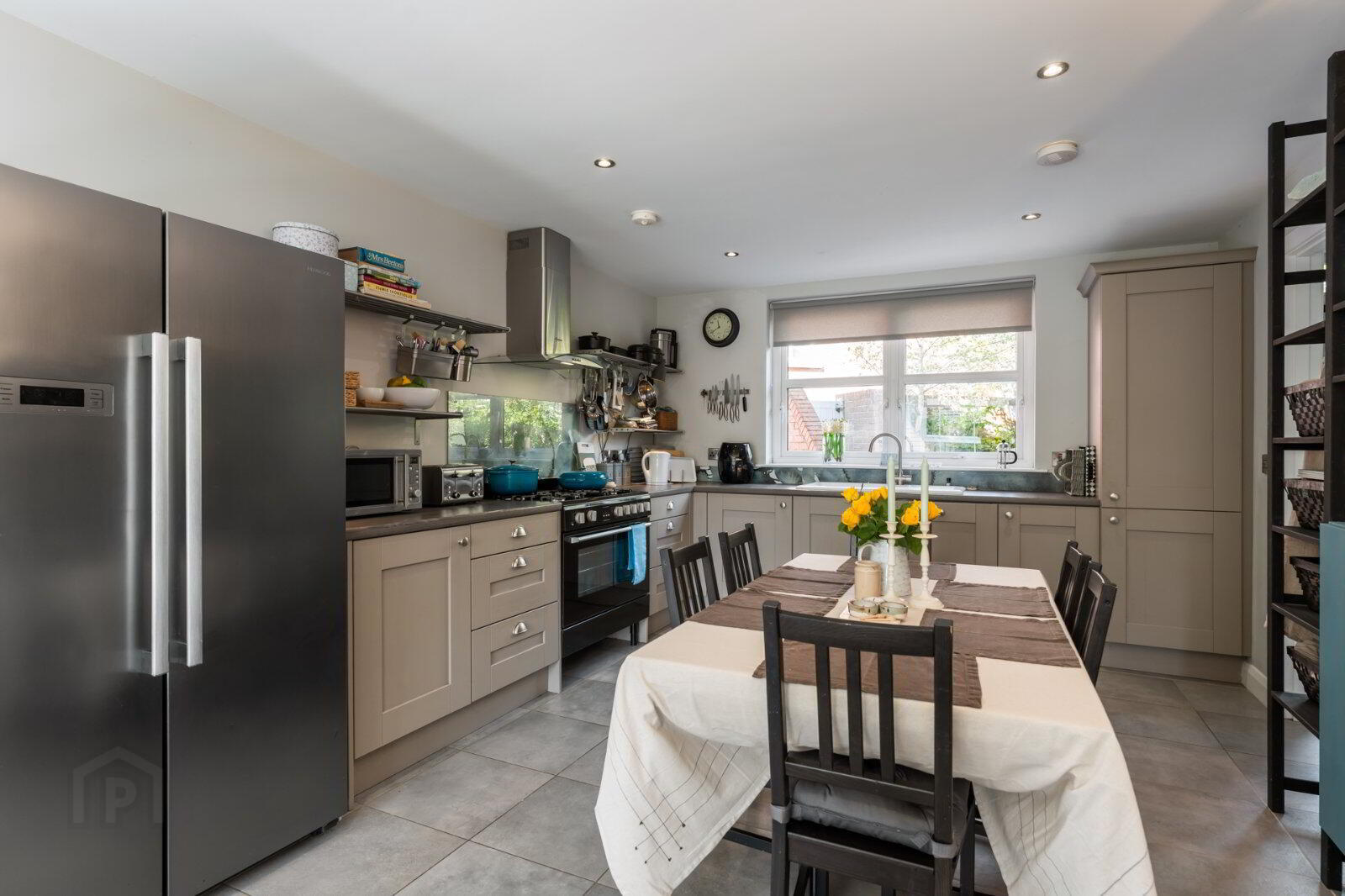 2 Prince Regent Park 14 of 47