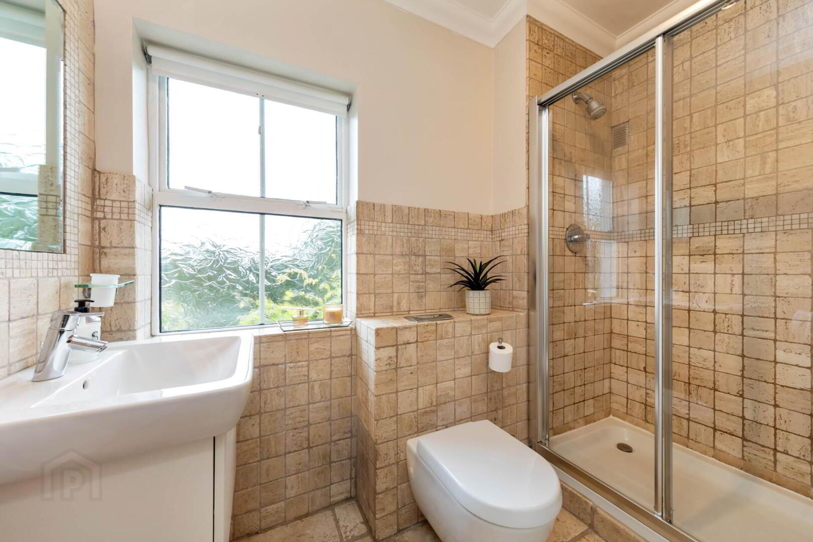 100 Avoca Park 22 of 58