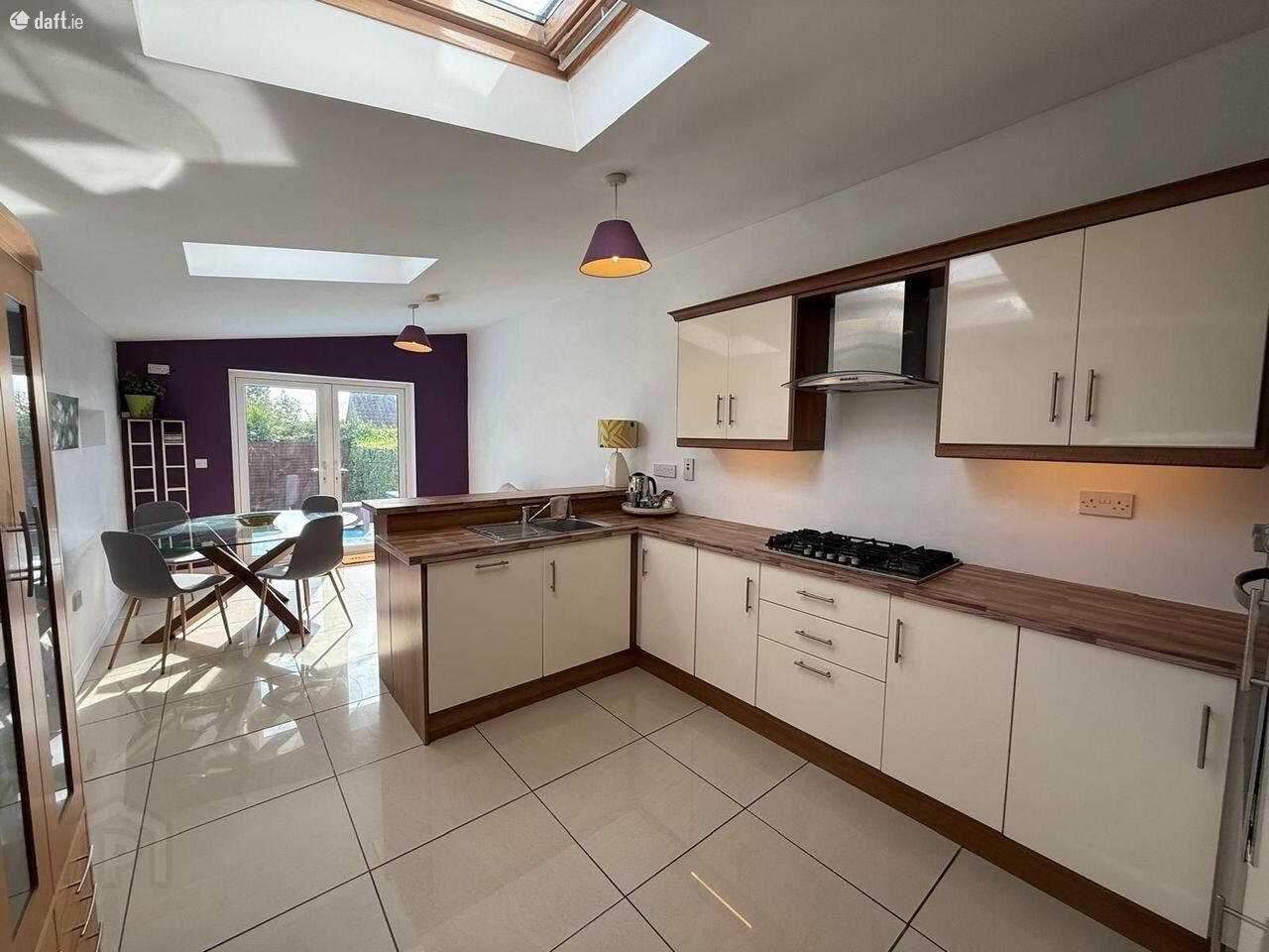 9 Botanic Road 5 of 21