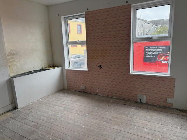 4, Sloan Street 9 of 12
