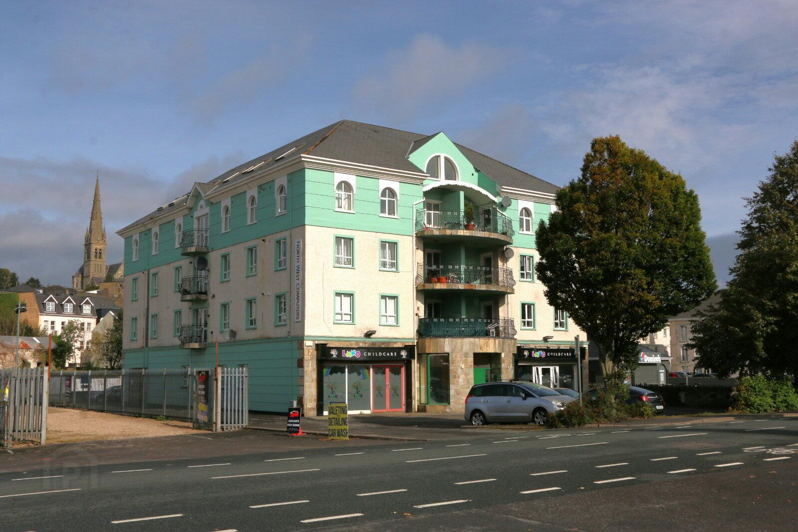 3 Railway Court 1 of 9
