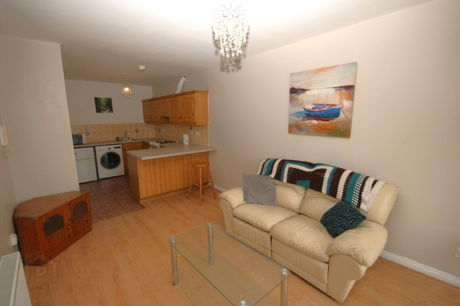 3 Railway Court 3 of 9
