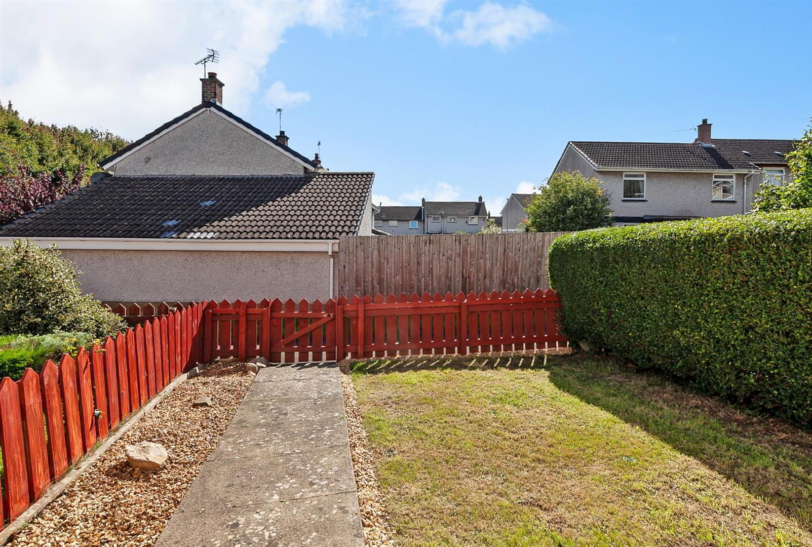 8 Ashgrove 21 of 24