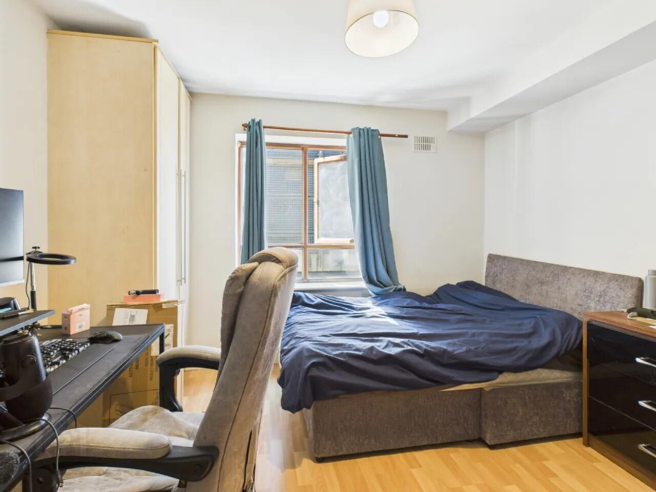 Apt, 15 Penrose Court 16 of 17
