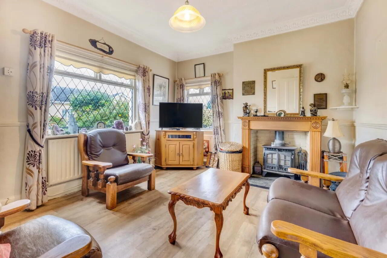 5 Sarsfield Avenue 4 of 22
