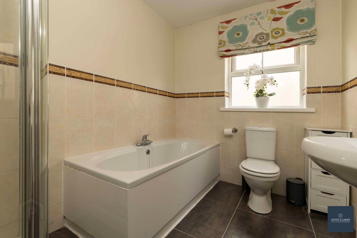 43 Huntingdale Lodge 33 of 46