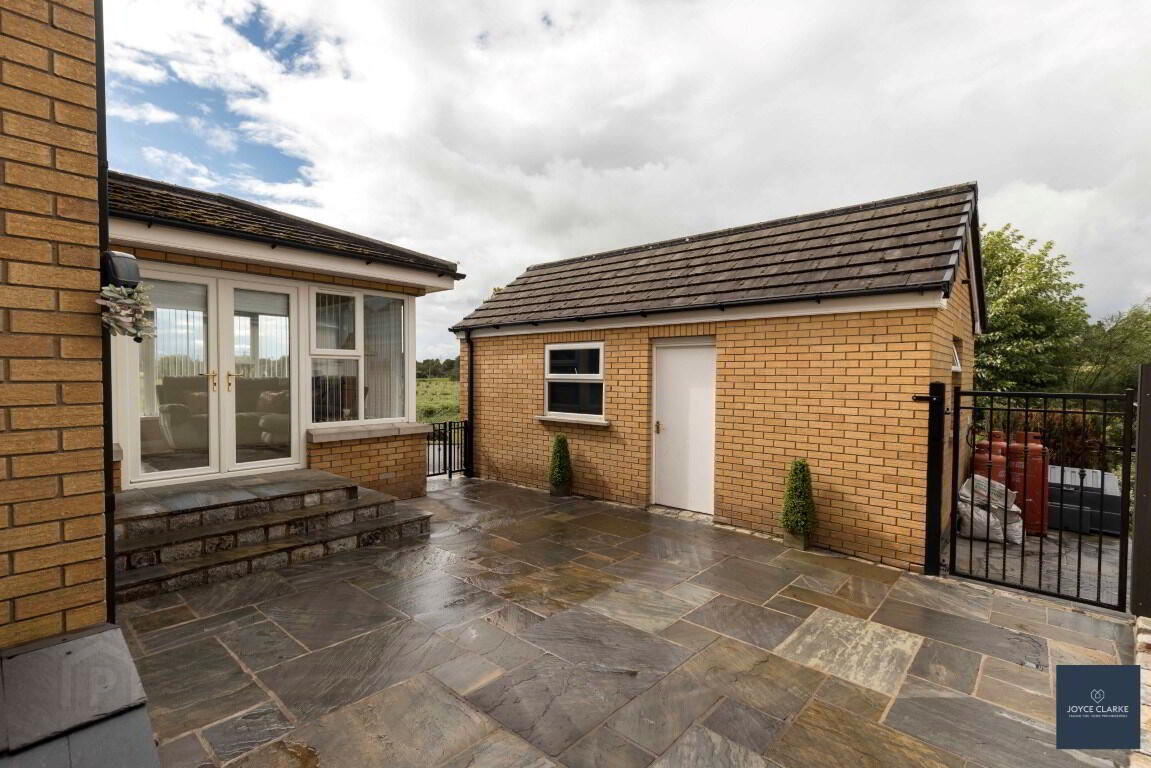 43 Huntingdale Lodge 44 of 46