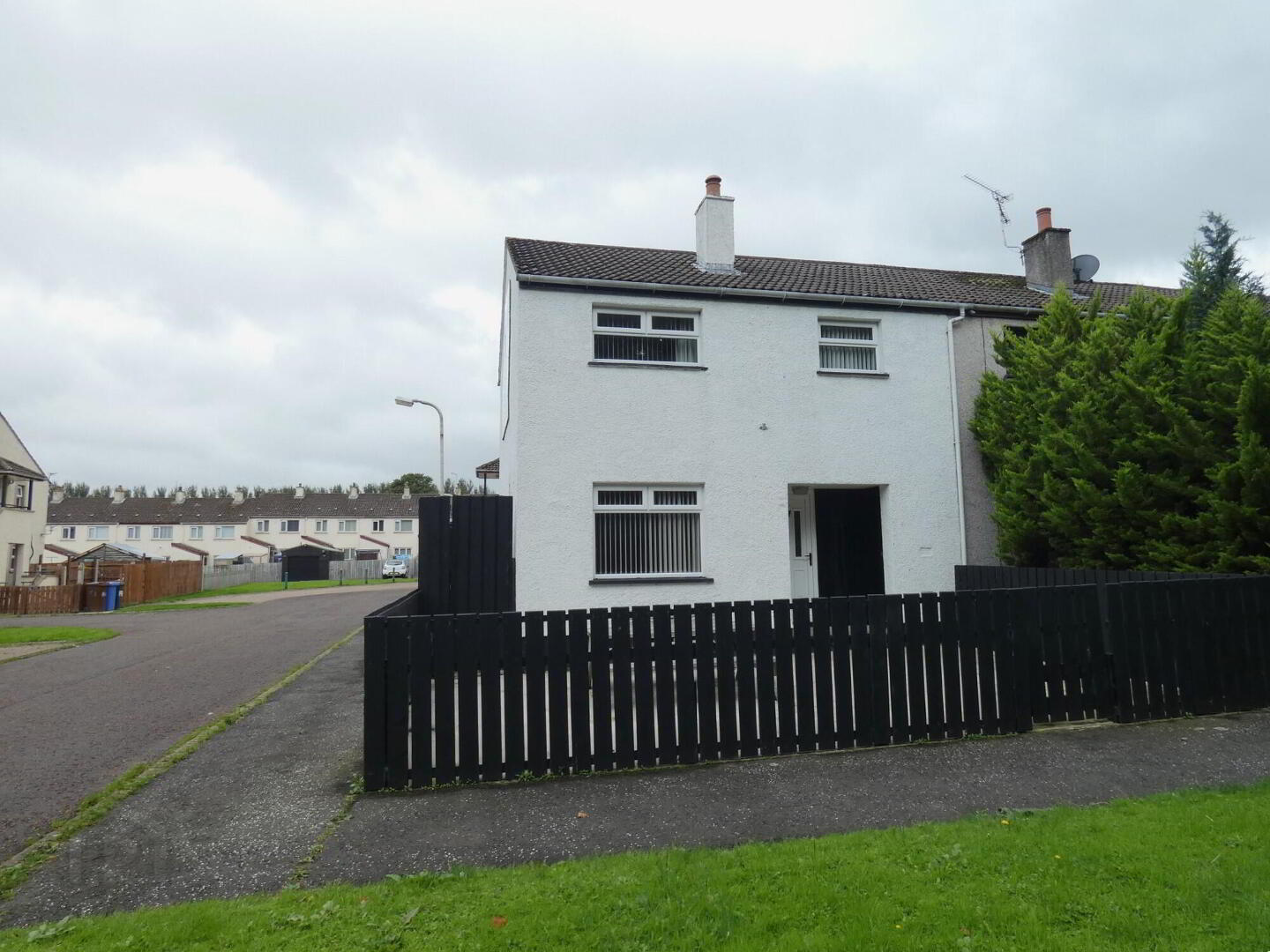 6 Carnany Park 1 of 22