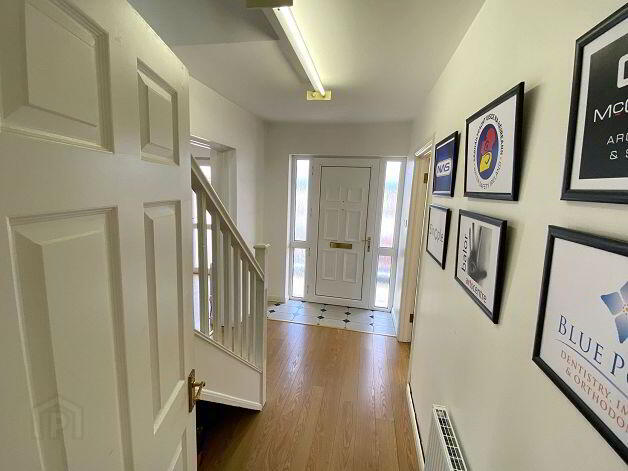 1 Townview Heights 5 of 18
