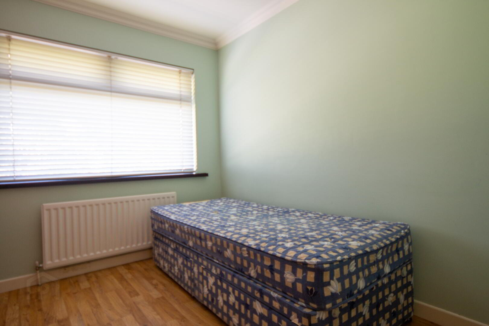 61 Newtownhamilton Road 13 of 24