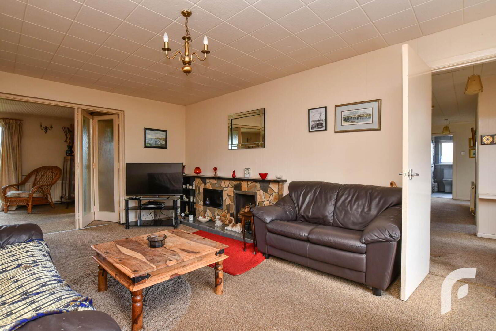 1 Mount Pleasant Drive 6 of 29
