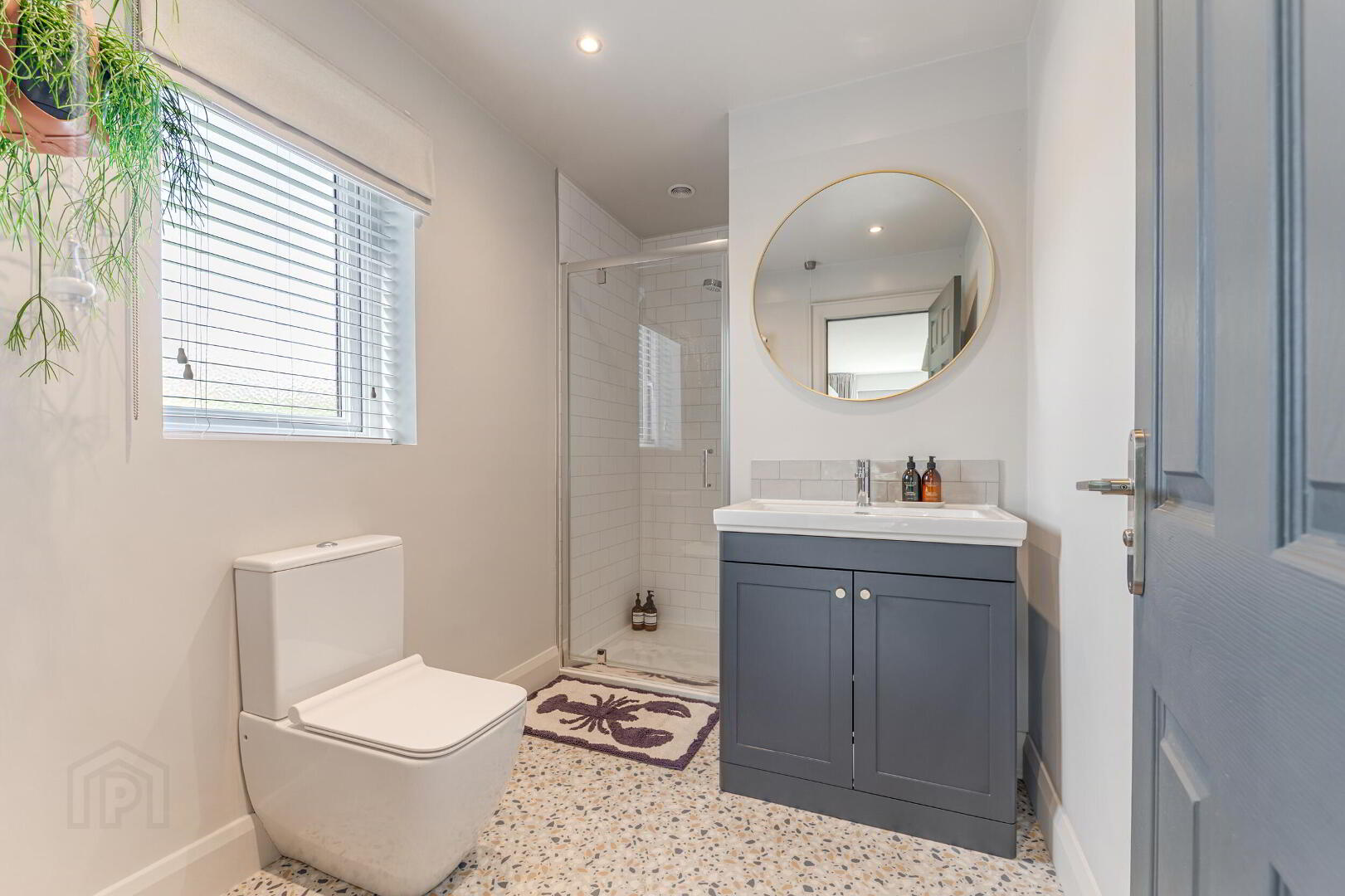 17 Riverside Avenue 35 of 58