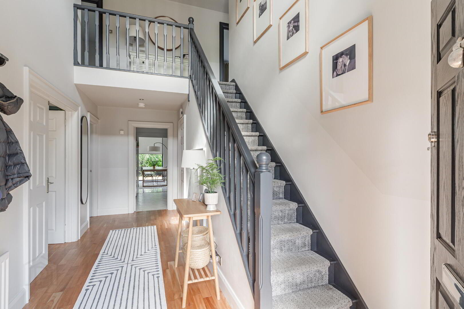 17 Riverside Avenue 5 of 58