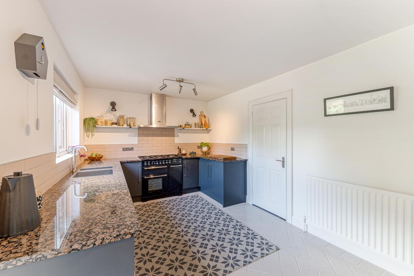 17 Riverside Avenue 23 of 58