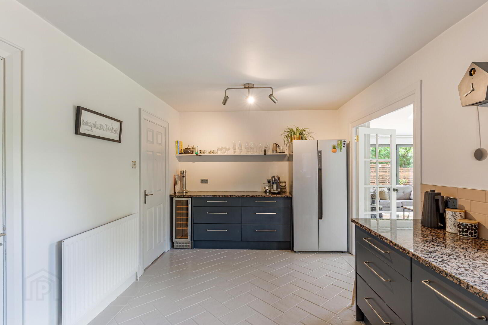 17 Riverside Avenue 25 of 58