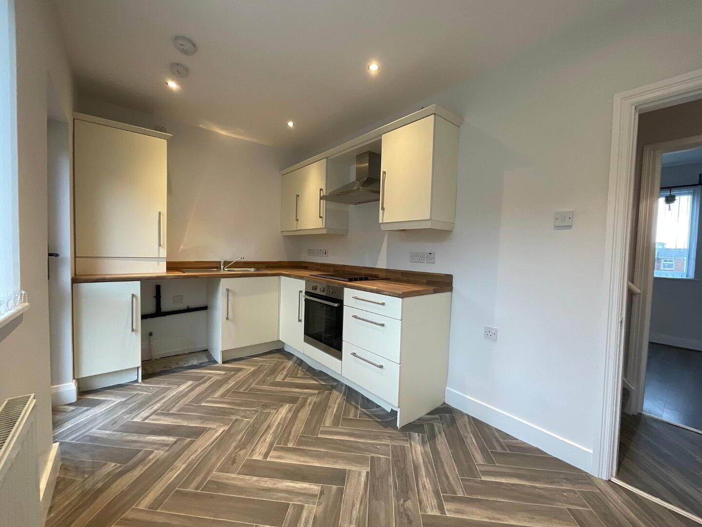 34 Meyrick Park 5 of 13