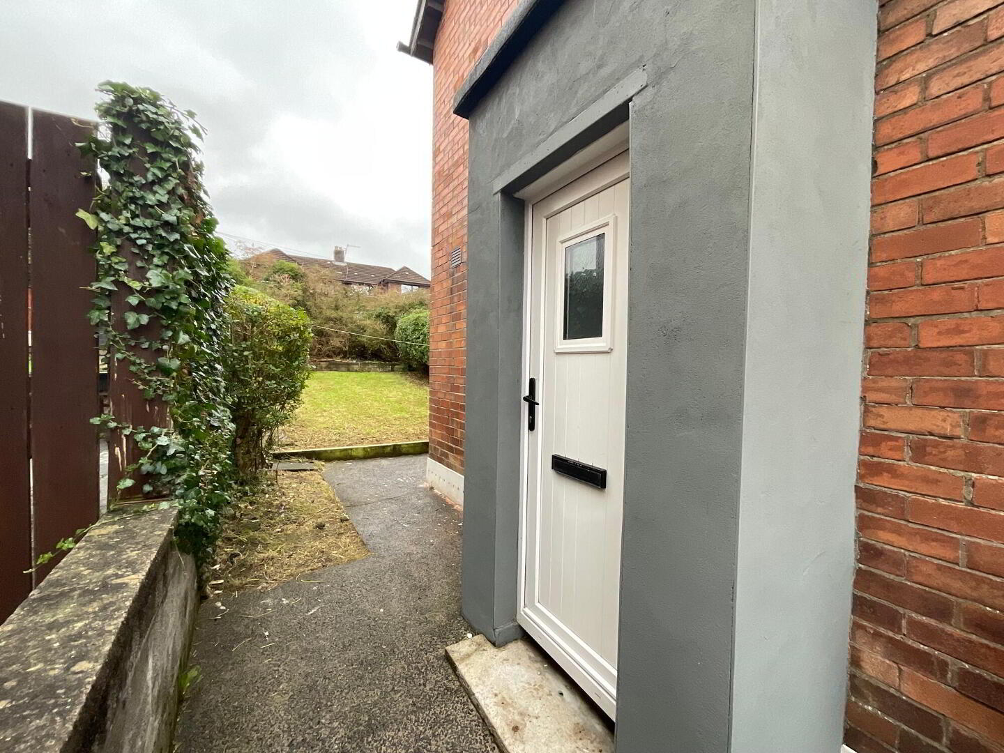 property description image