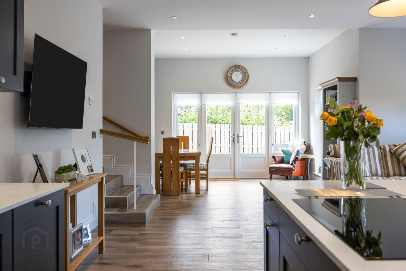12 Glenmachan Park 15 of 48